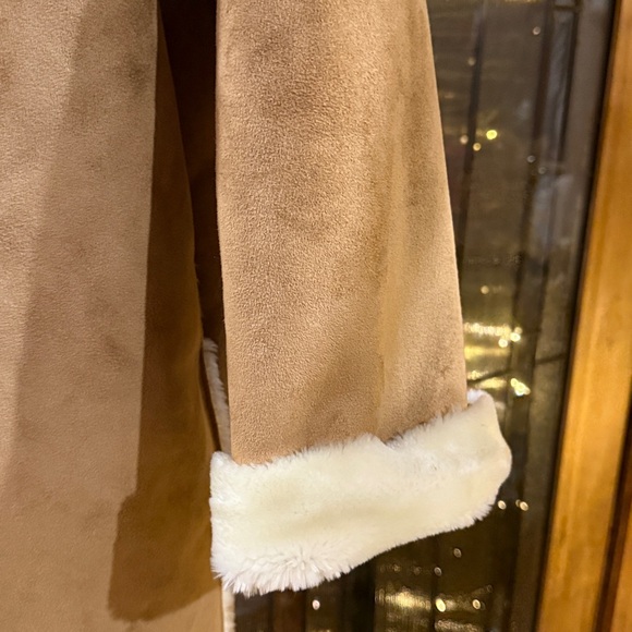 Ralph Lauren Ultrasuede Long Coat faux sheepskin in excellent condition - Picture 5 of 11